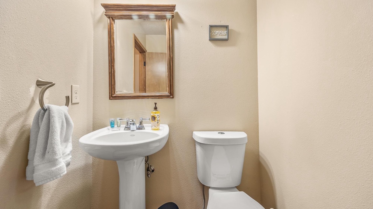 Photo of Bathroom in Lents