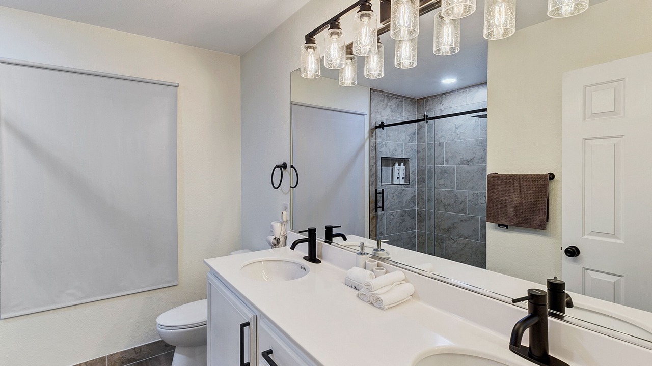 Photo of Bathroom in Silverado Ranch