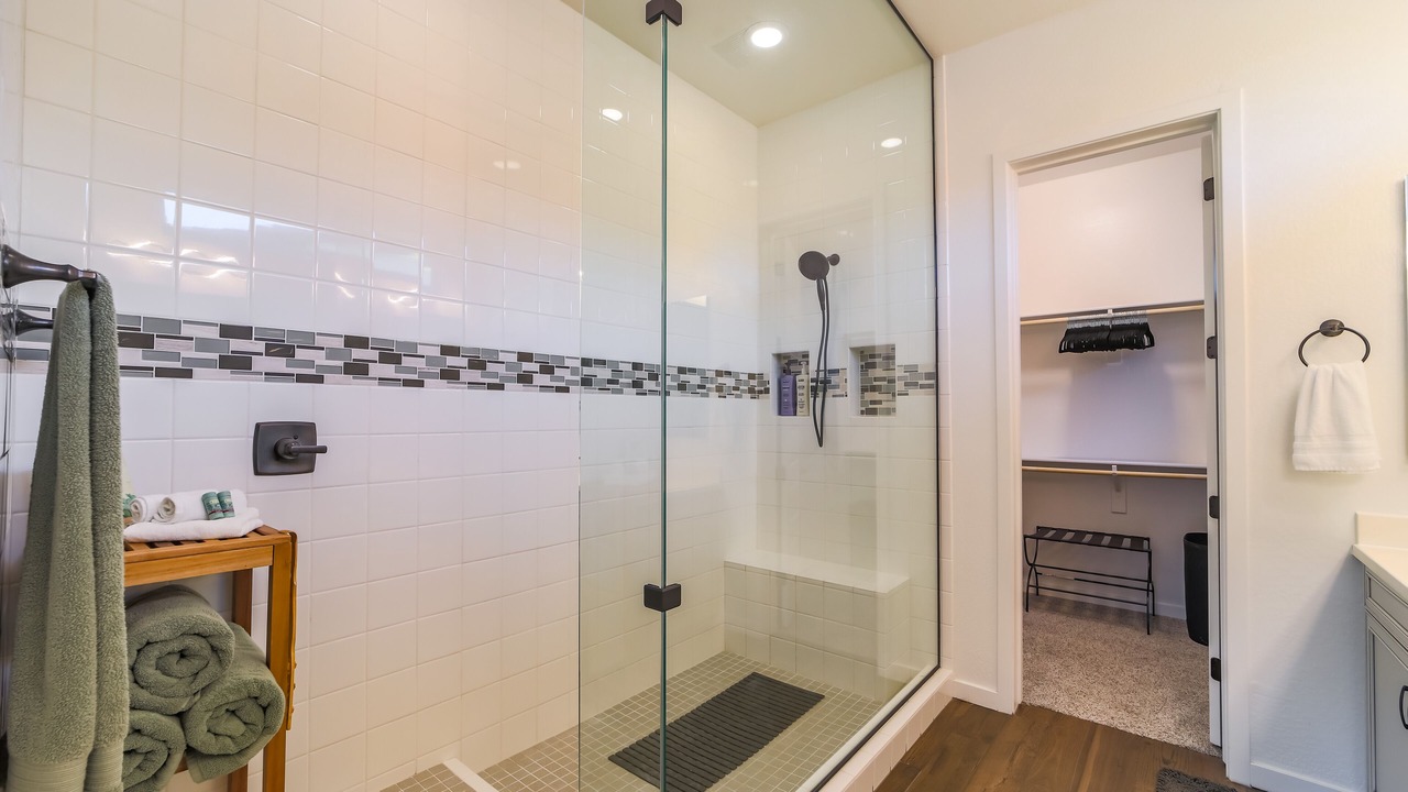 Photo of Bathroom in South Mountain