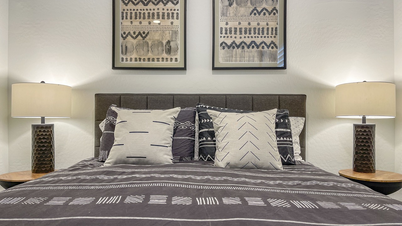 Photo of Bedroom in South Mountain