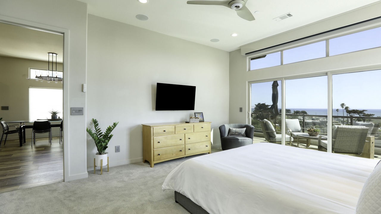 Photo of Bedroom in Pismo Beach