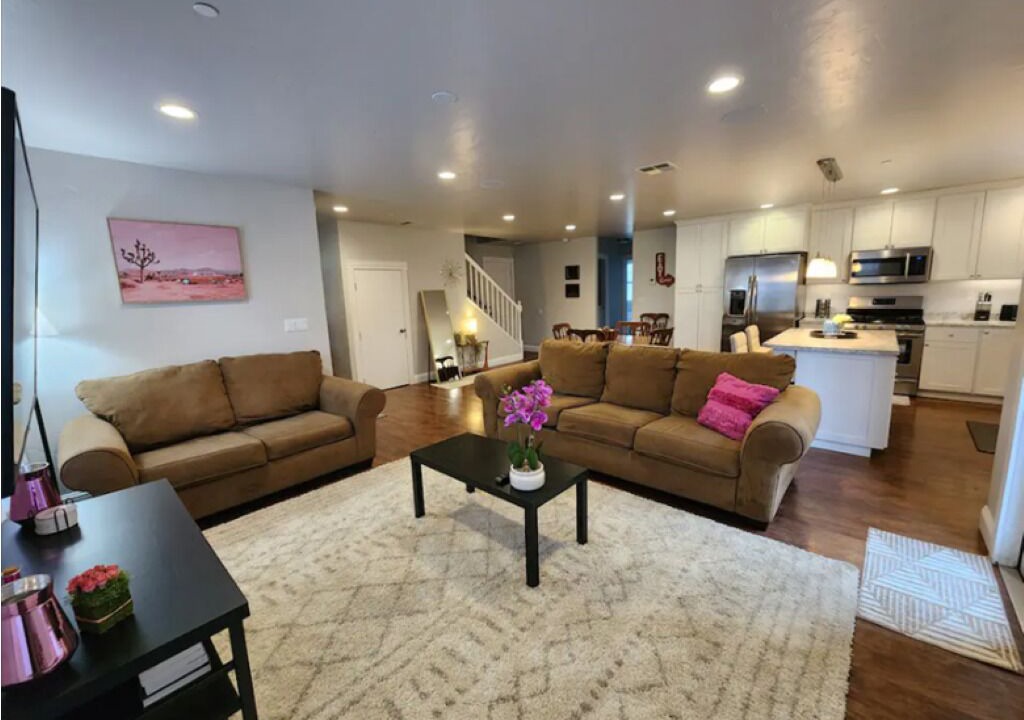 Photo of Livingroom in McKinleyville