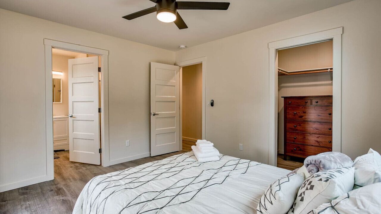 Photo of Bedroom in Redding