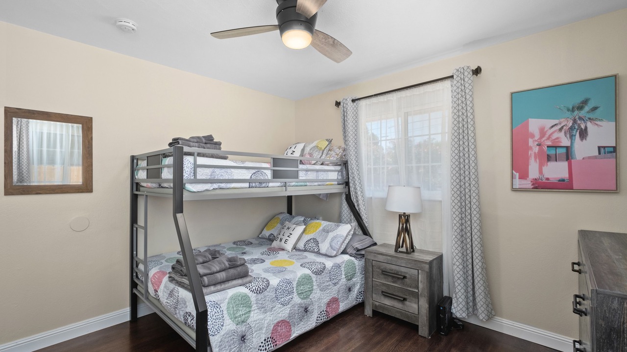 Photo of Bedroom in Raisin