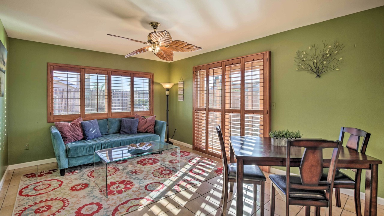 Photo of Livingroom in Lincoln Acres