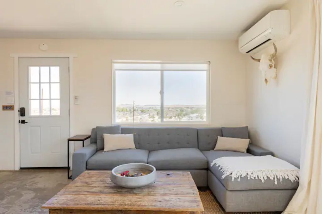Photo of Livingroom in Yucca Valley