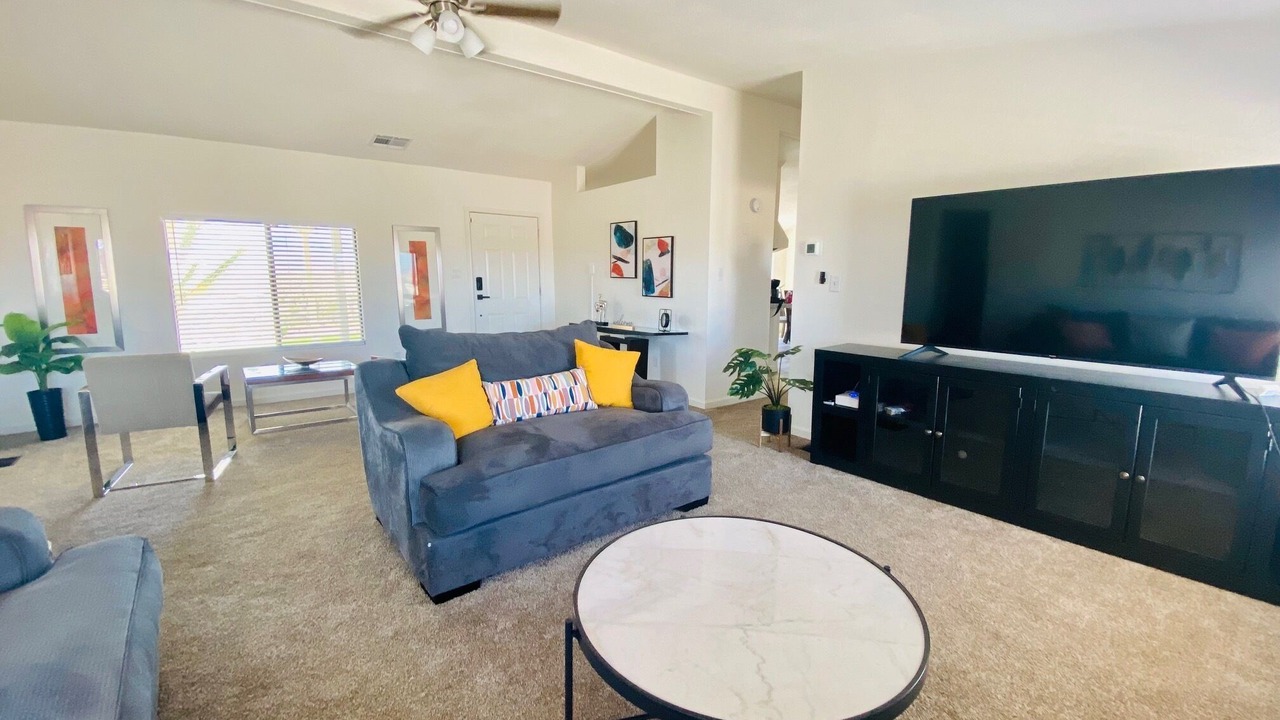 Photo of Livingroom in Meadview