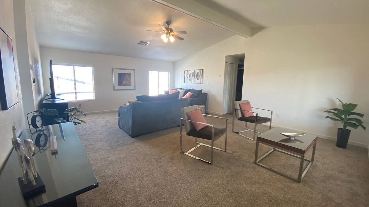 Photo of Livingroom in Meadview