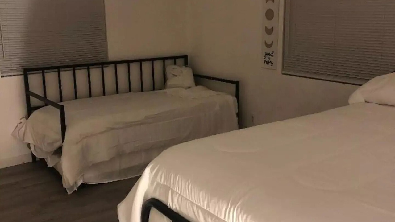 Photo of Bedroom in Holiday Shores
