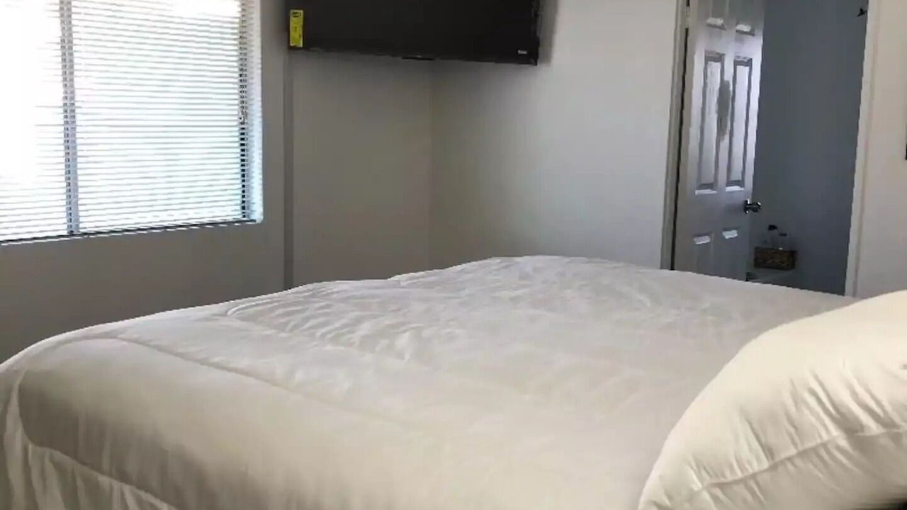 Photo of Bedroom in Holiday Shores