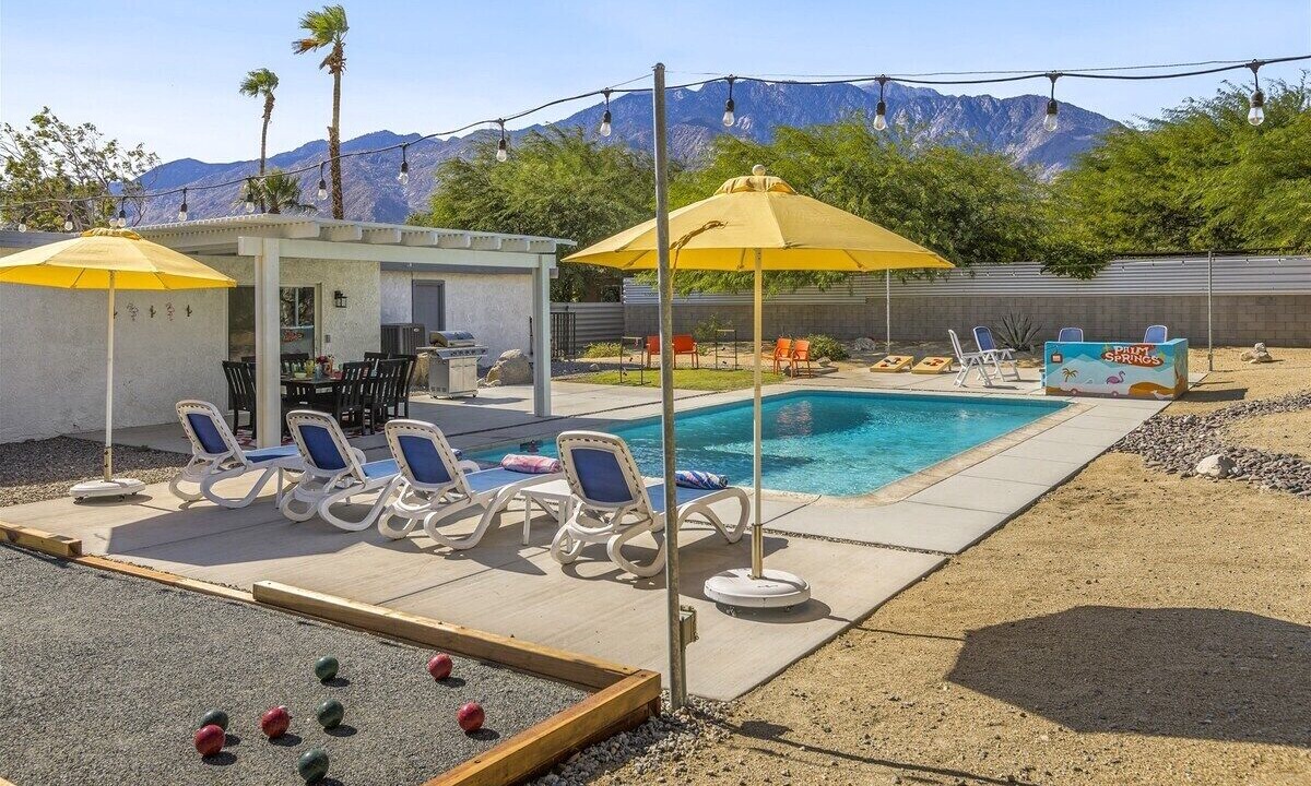 Photo of Outdoor in Desert Park Estates