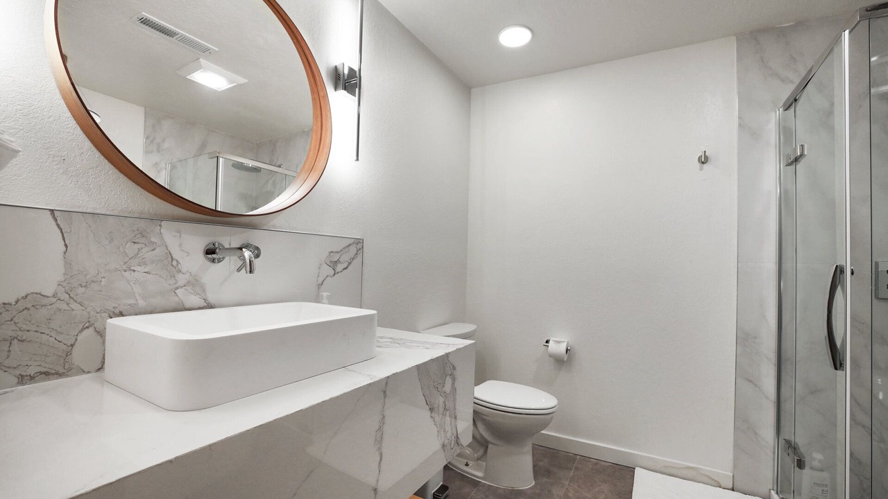 Photo of Bathroom in Country Club Estates
