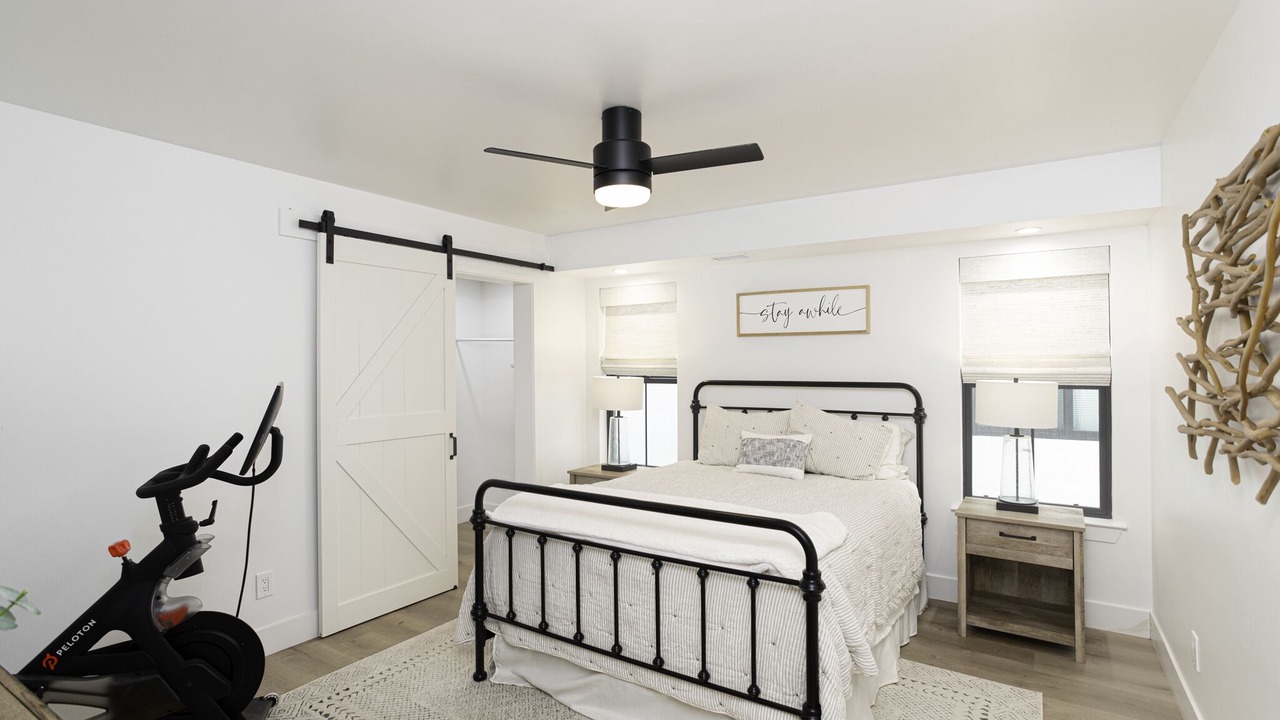Photo of Bedroom in Oceano