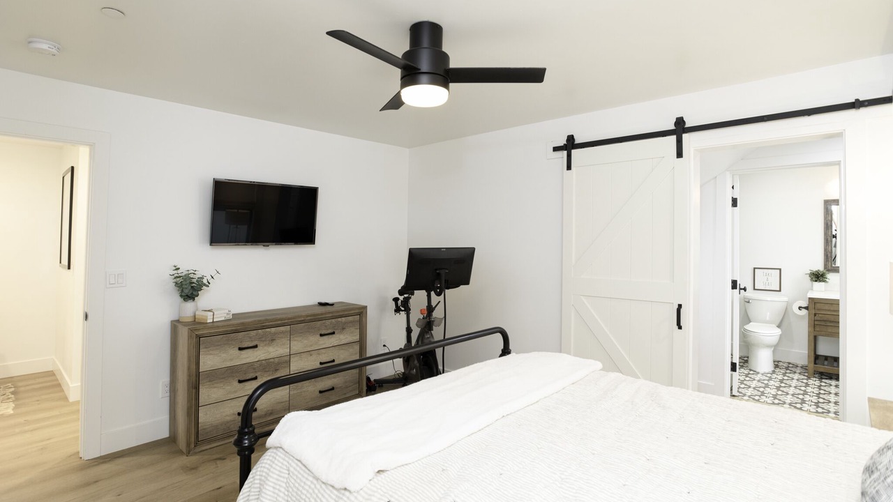 Photo of Bedroom in Oceano