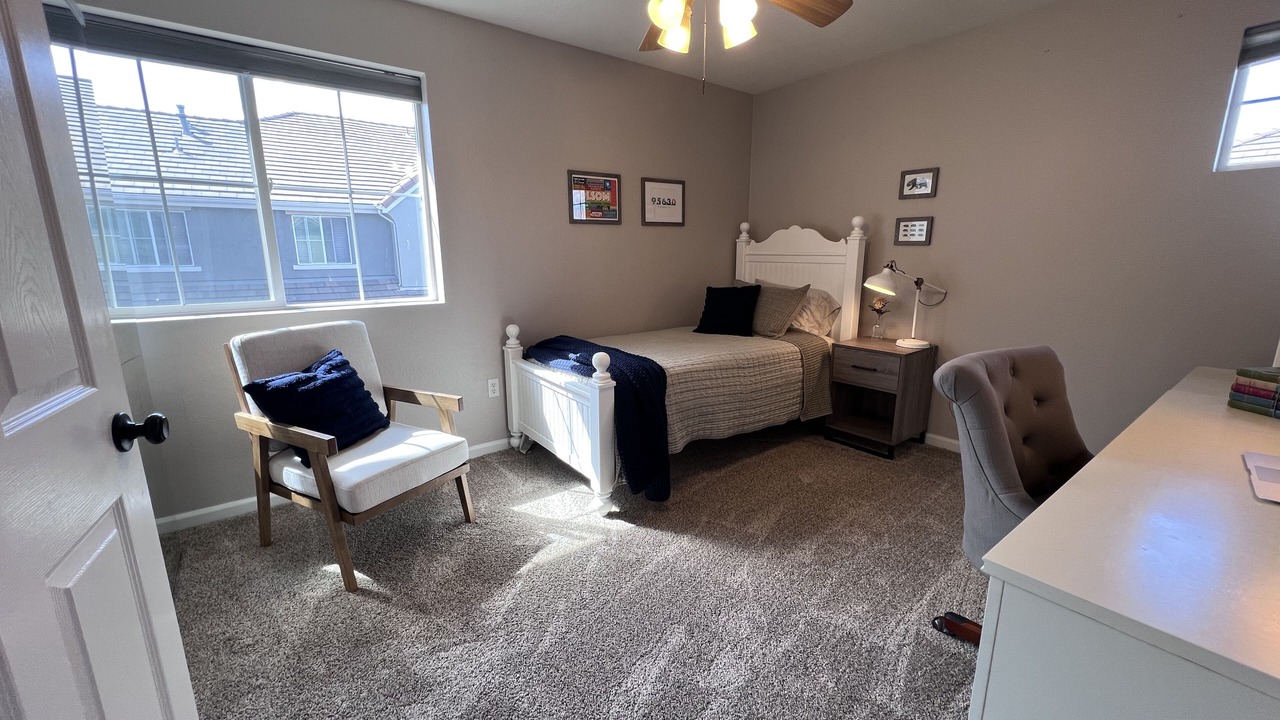 Photo of Bedroom in Folsom