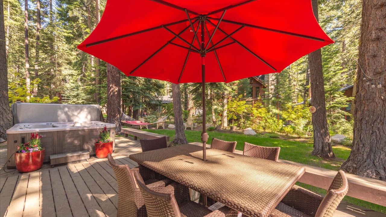 Photo of Outdoor in Sunnyside