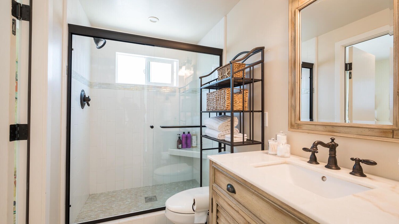 Photo of Bathroom in Shell Beach