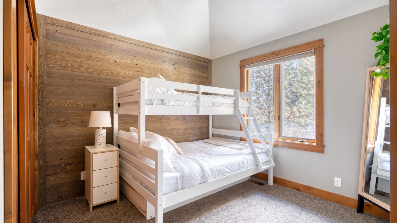 Photo of Bedroom in Old Farm District