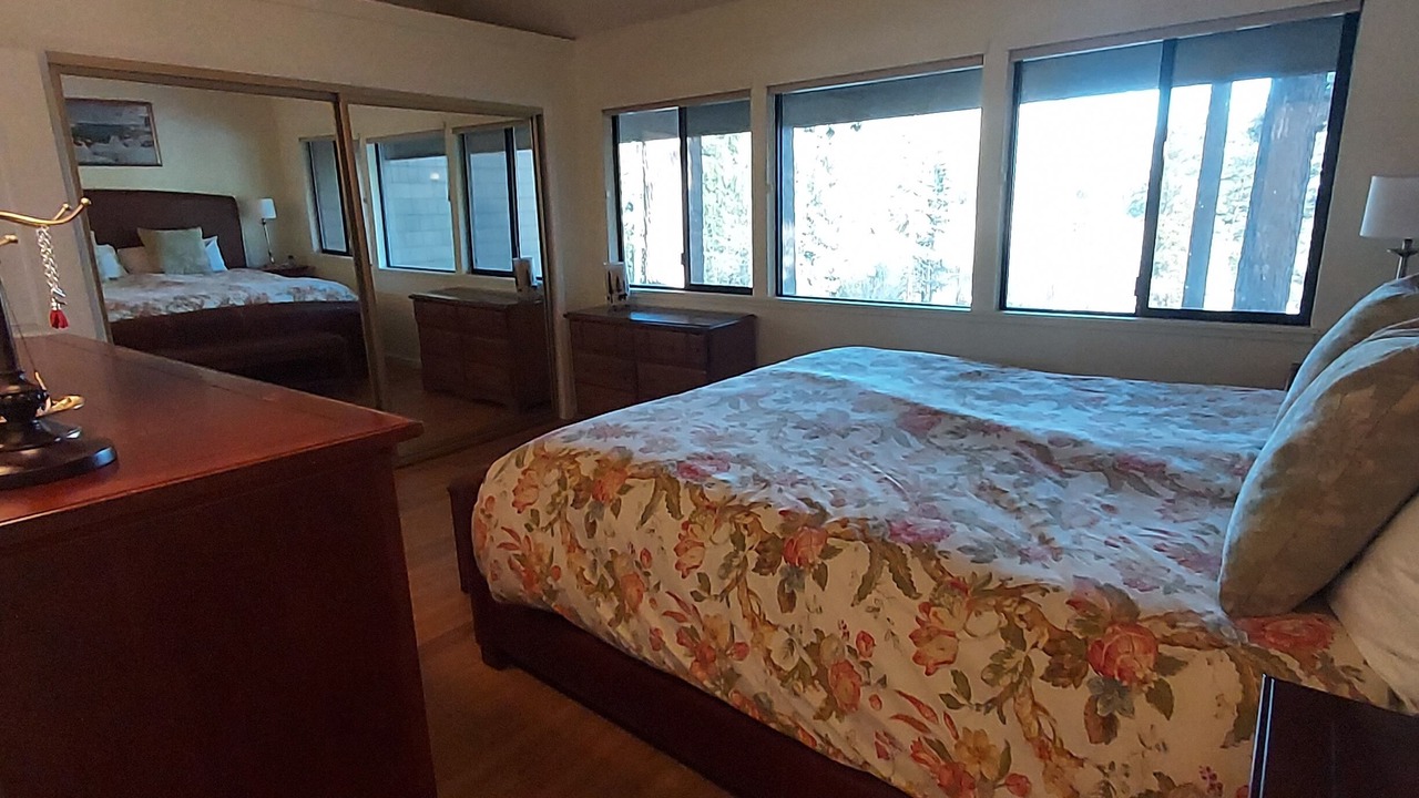 Photo of Bedroom in Incline Village