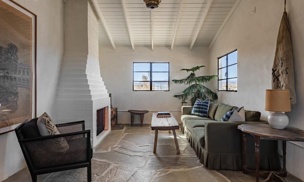 Photo of Livingroom in Yucca Valley