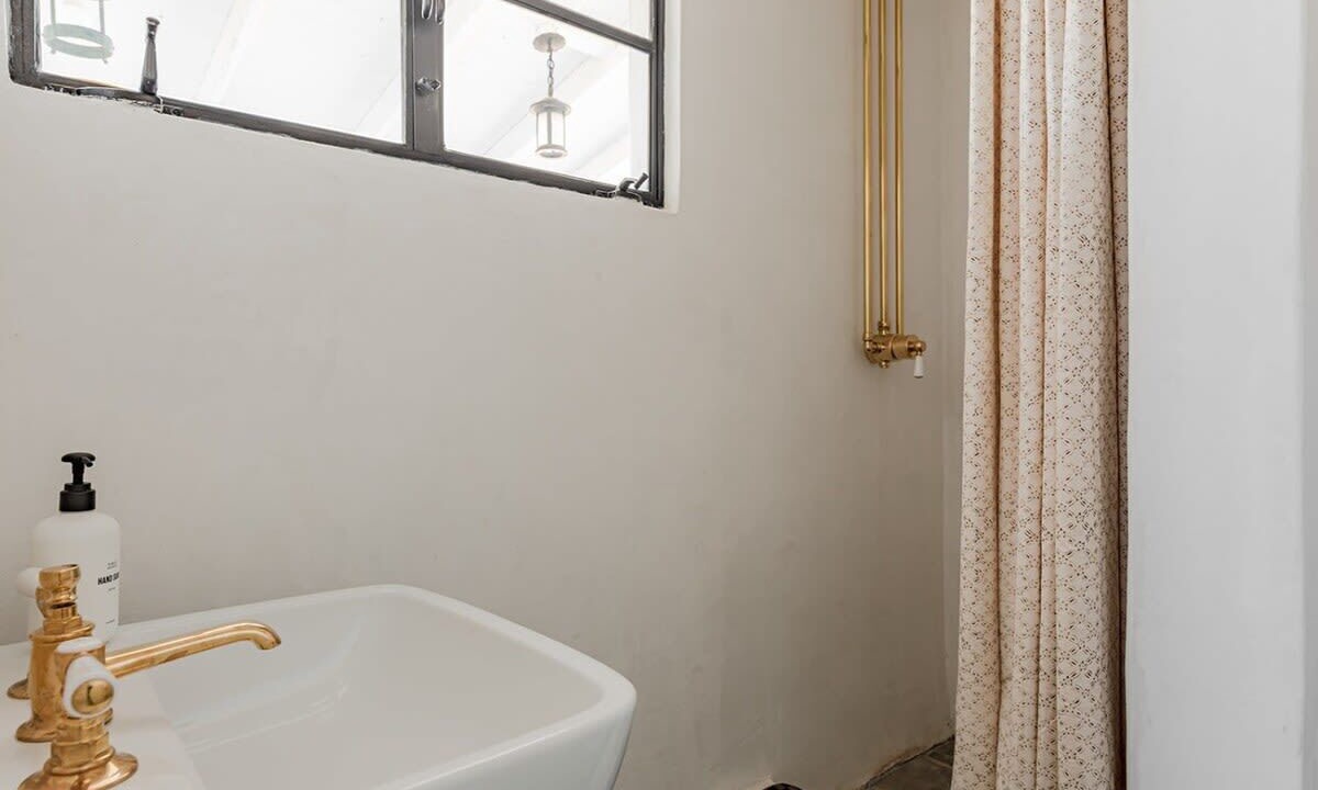 Photo of Bathroom in Yucca Valley