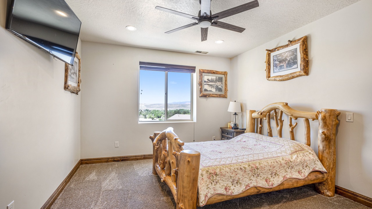 Photo of Bedroom in La Verkin
