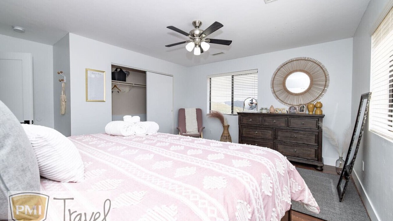 Photo of Bedroom in Dewey-Humboldt