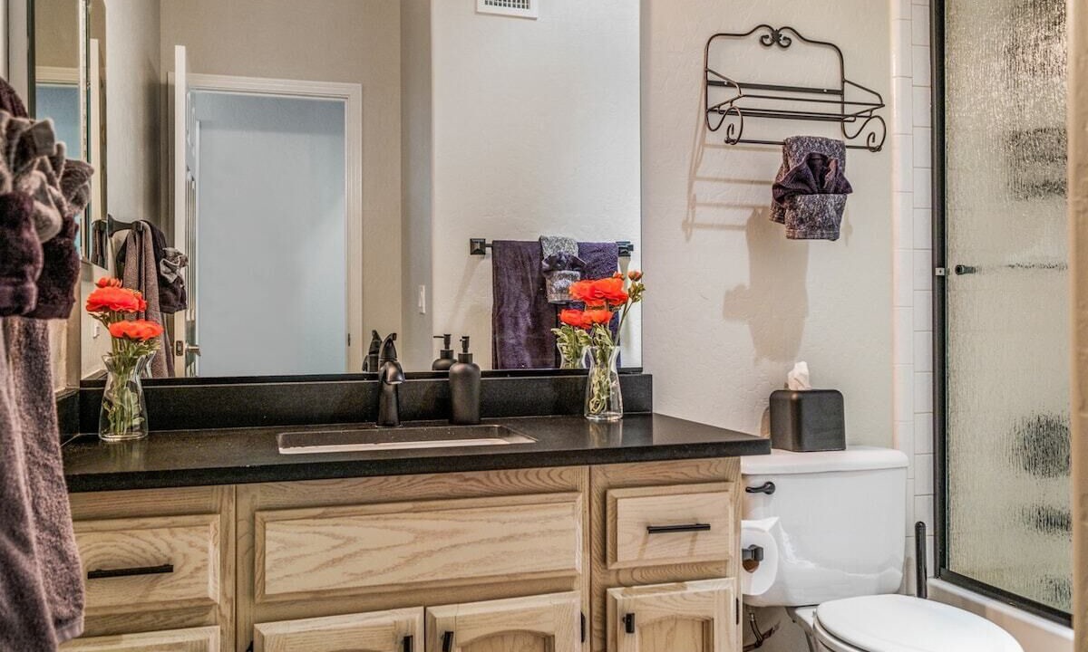 Photo of Bathroom in Red Mountain Ranch