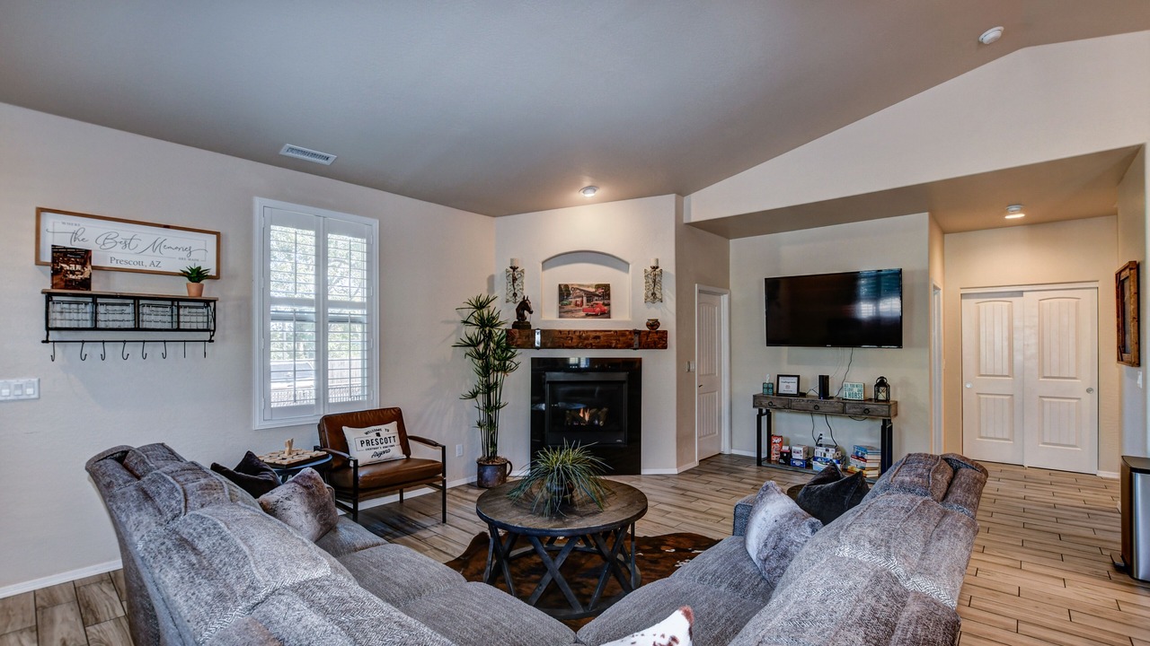 Photo of Livingroom in Prescott