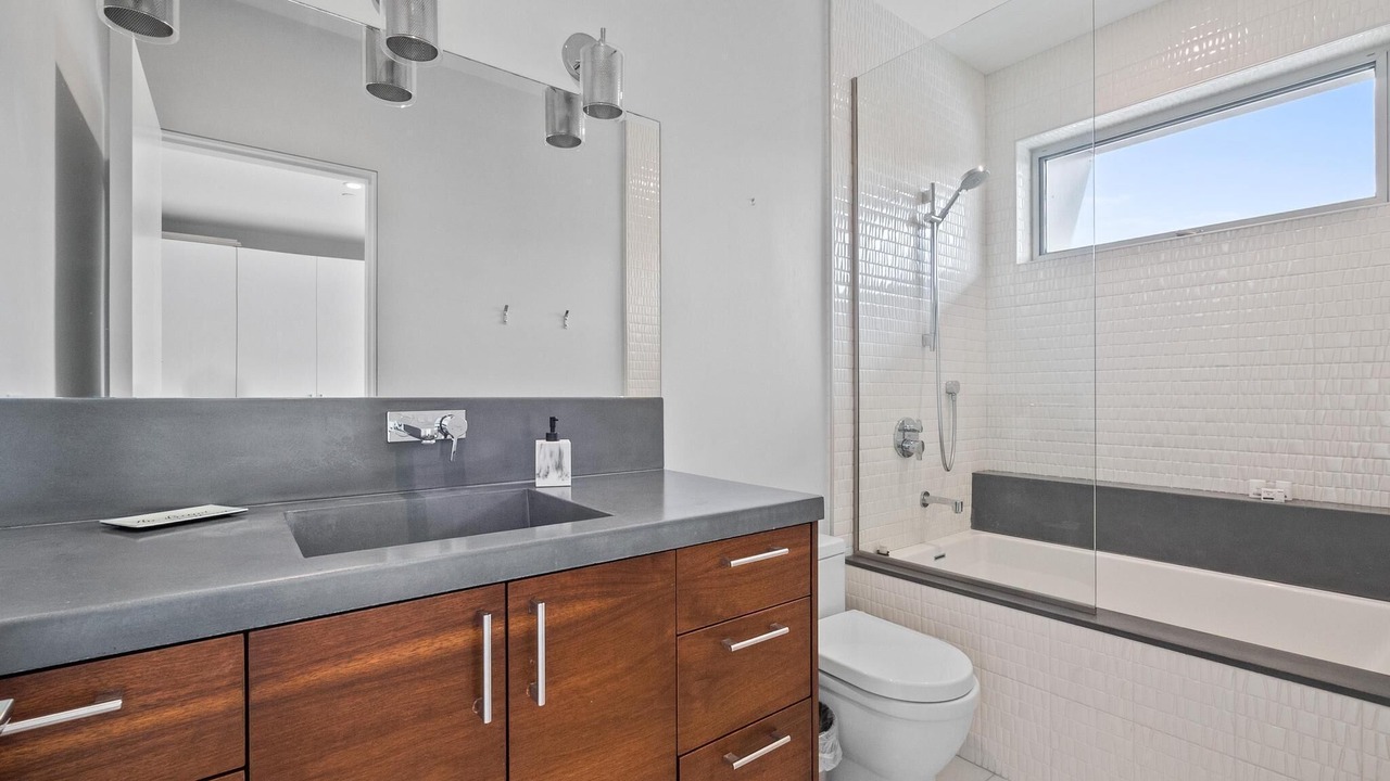 Photo of Bathroom in Solana Beach