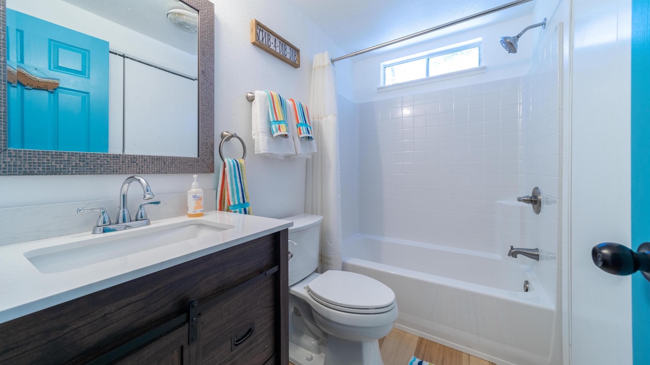 Photo of Bathroom in Country Club Estates