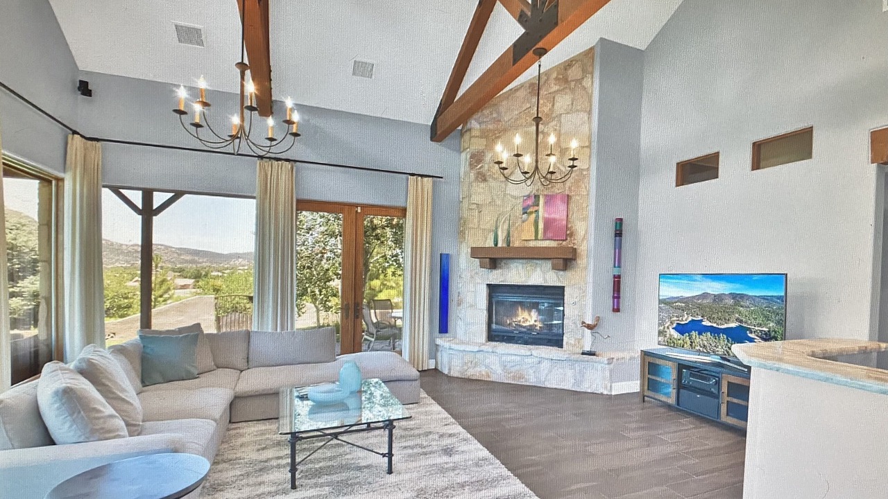 Photo of Livingroom in American Ranch