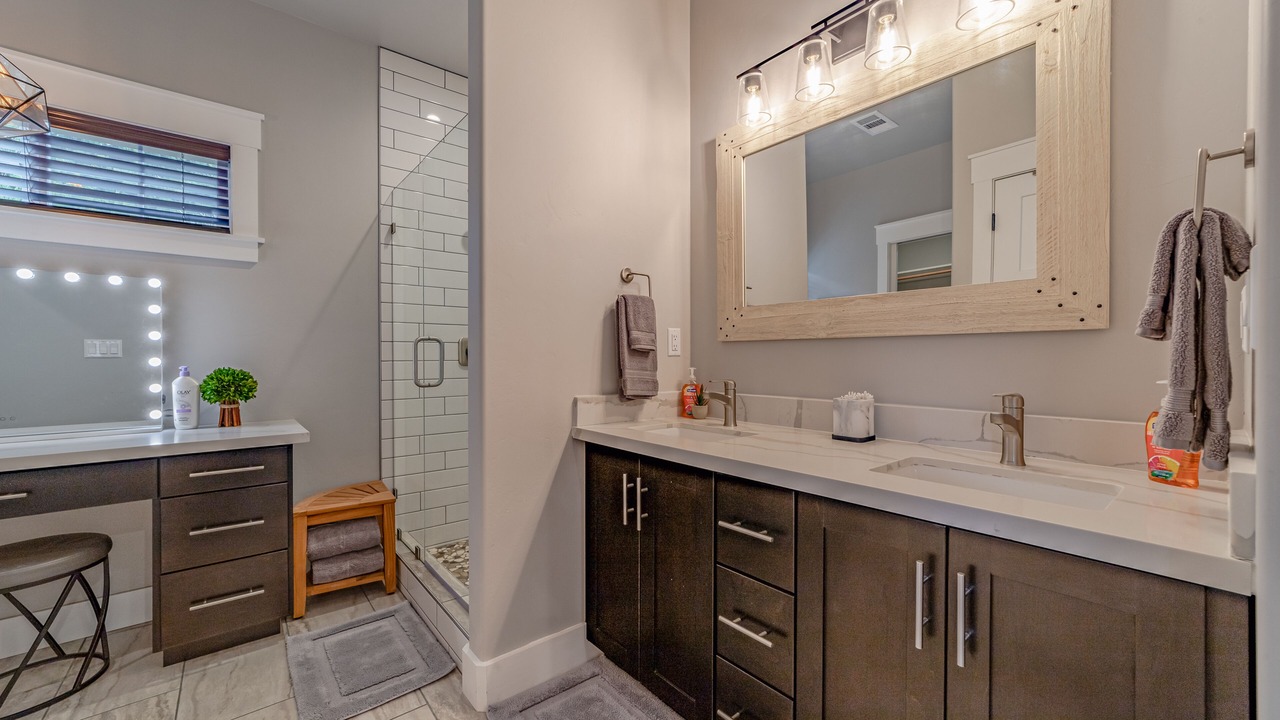 Photo of Bathroom in McKinleyville