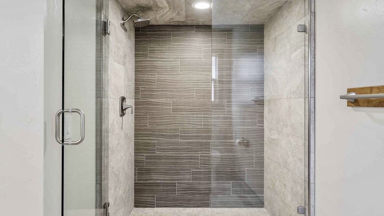 Photo of Bathroom in Round Hill Village