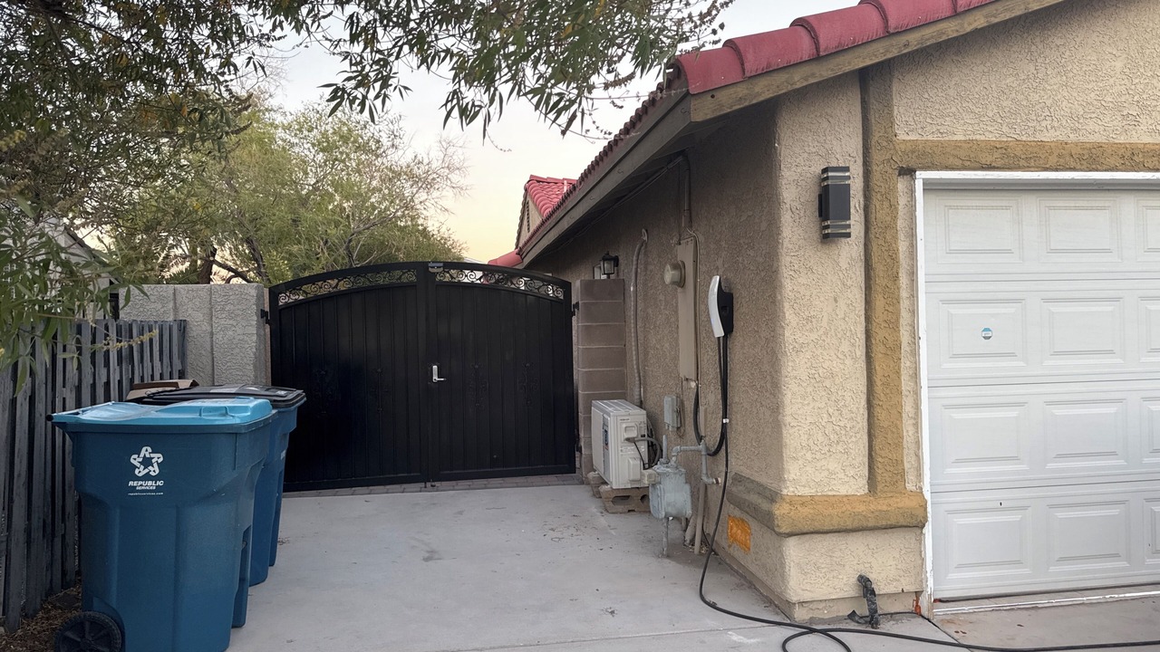Photo of Outdoor in Canyon Gate