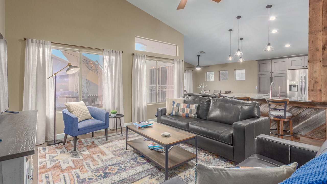 Photo of Livingroom in Gilbert