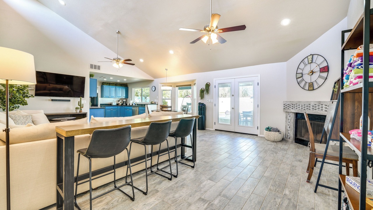 Photo of Livingroom in Chandler