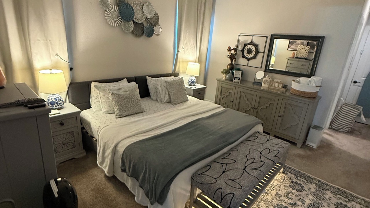 Photo of Bedroom in Nut Tree