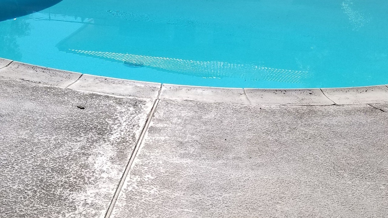 Photo of Outdoor in Racquet Club West