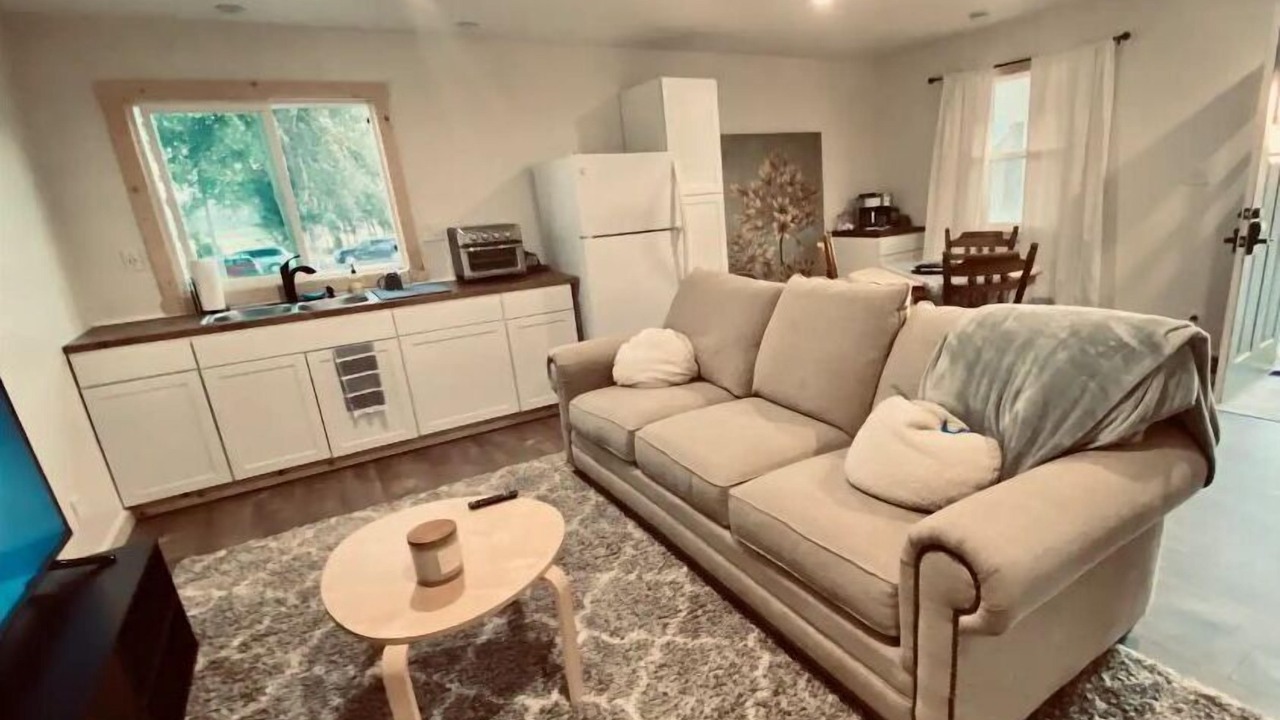 Photo of Livingroom in Klamath Falls