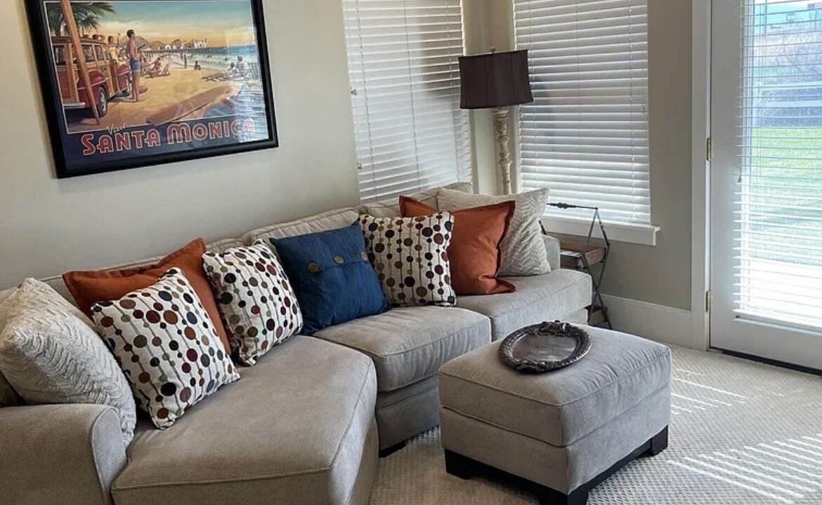 Photo of Livingroom in Green Springs