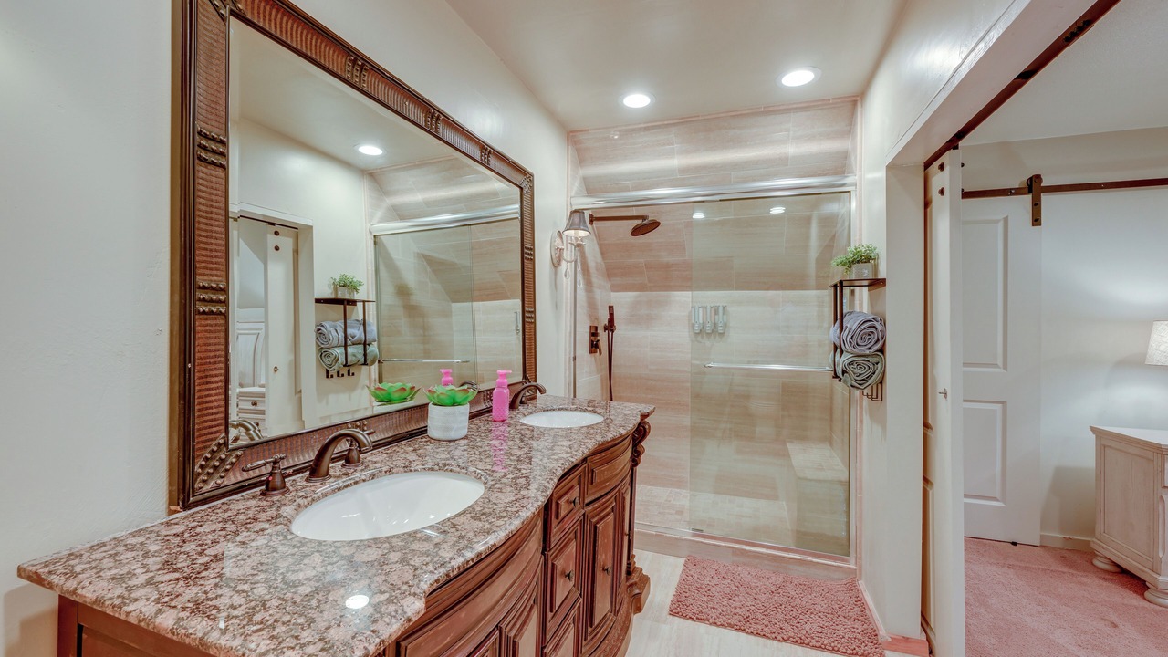 Photo of Bathroom in Wishon