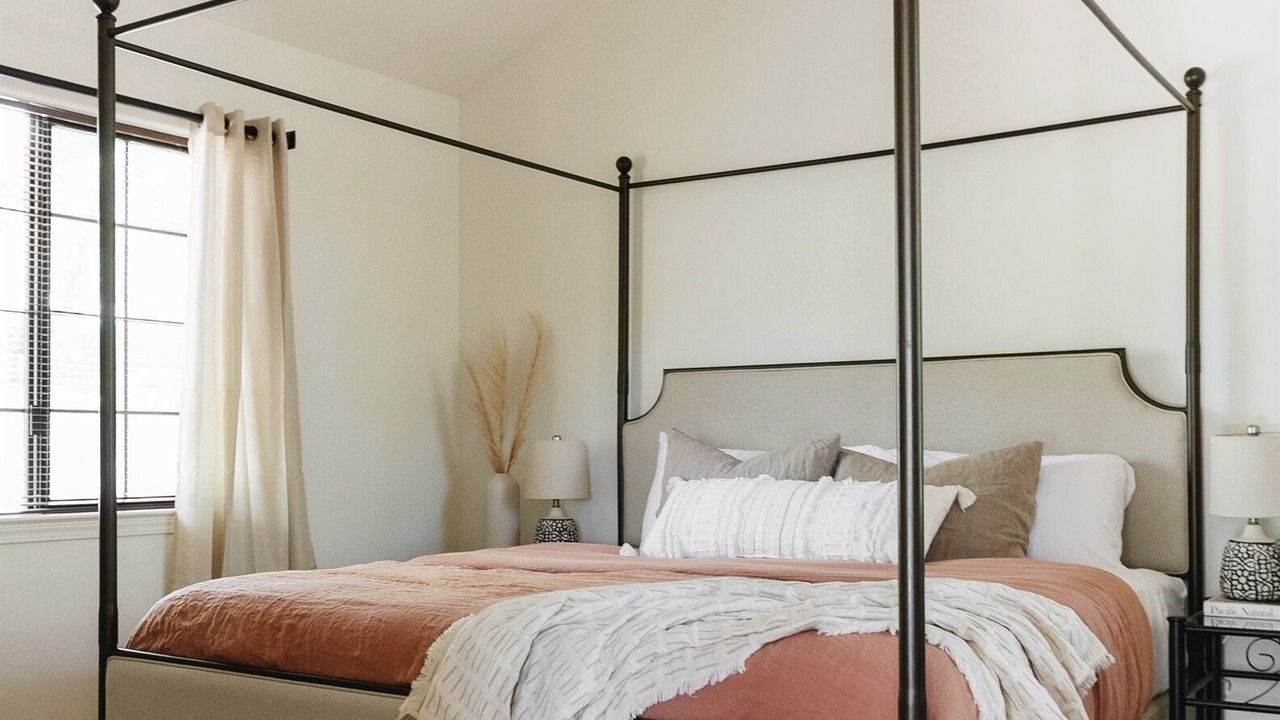 Photo of Bedroom in Arroyo Grande