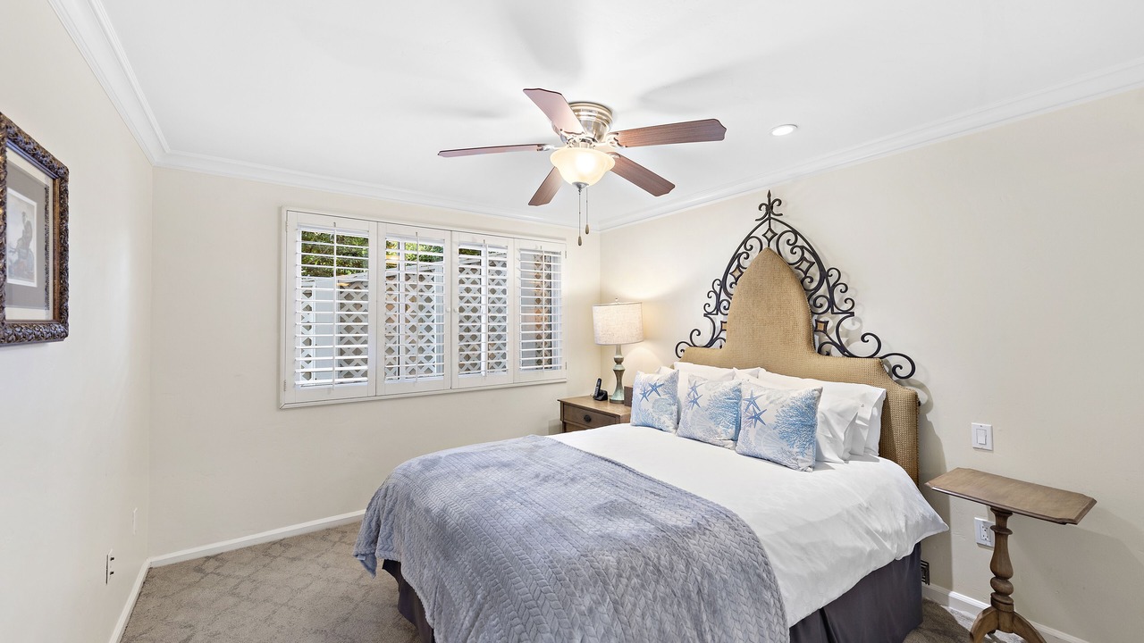 Photo of Bedroom in Laguna Beach