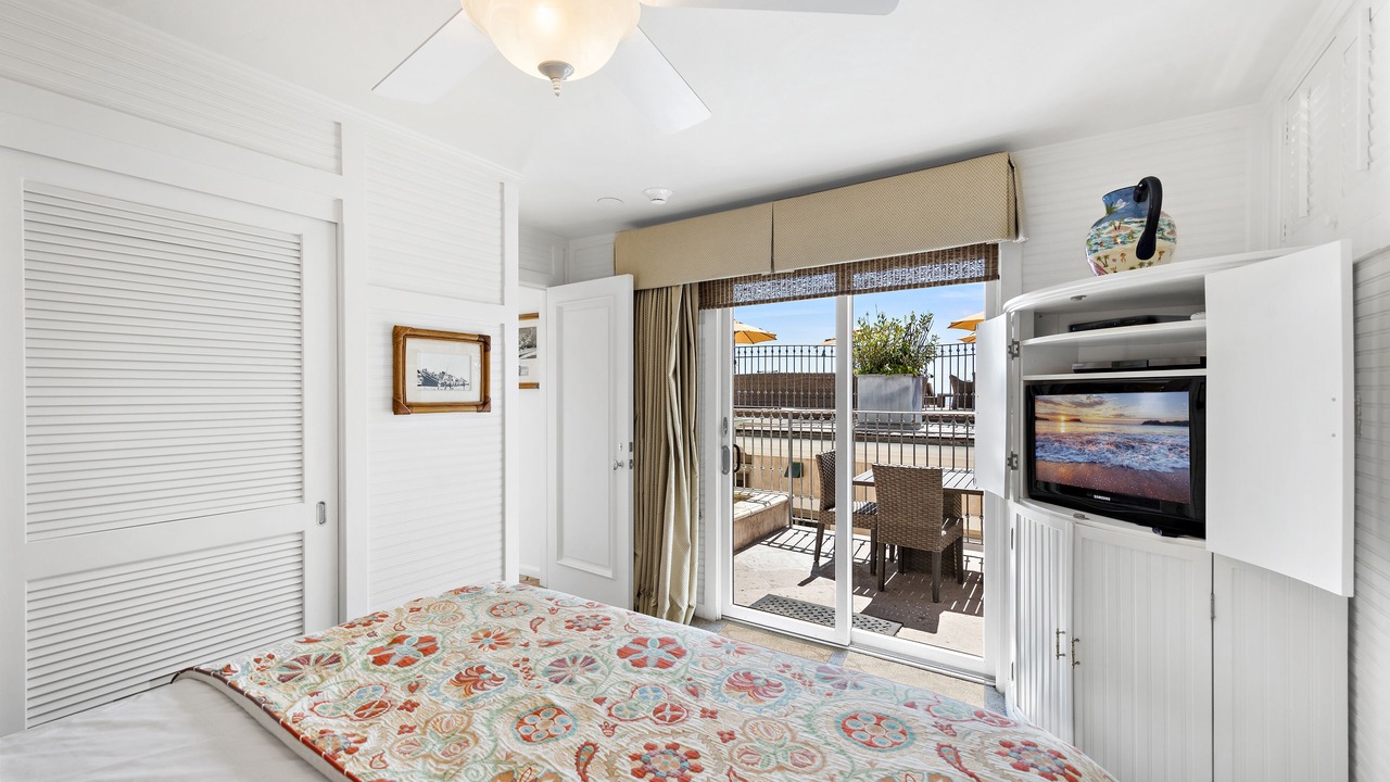 Photo of Bedroom in Laguna Beach