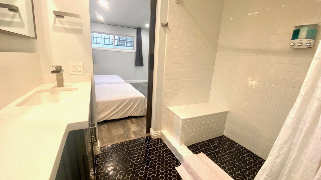 Photo of Bathroom in Northwest Anaheim