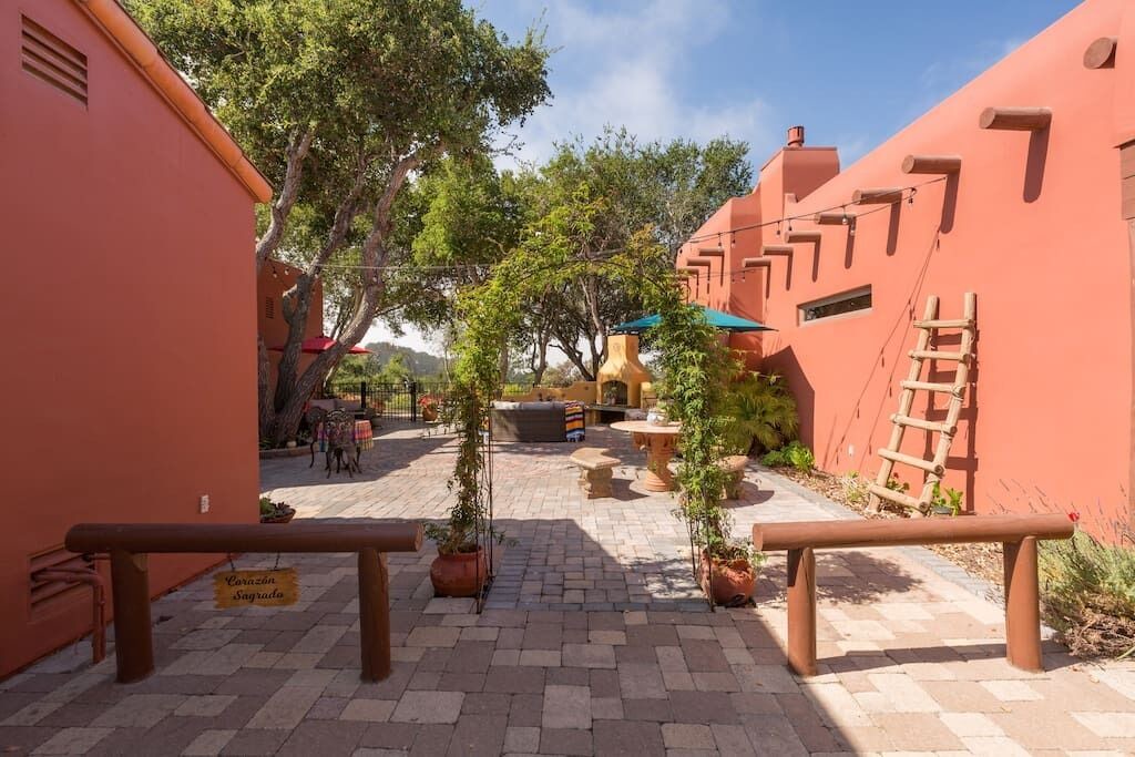 Photo of Patio Balcony in Carpenter Canyon