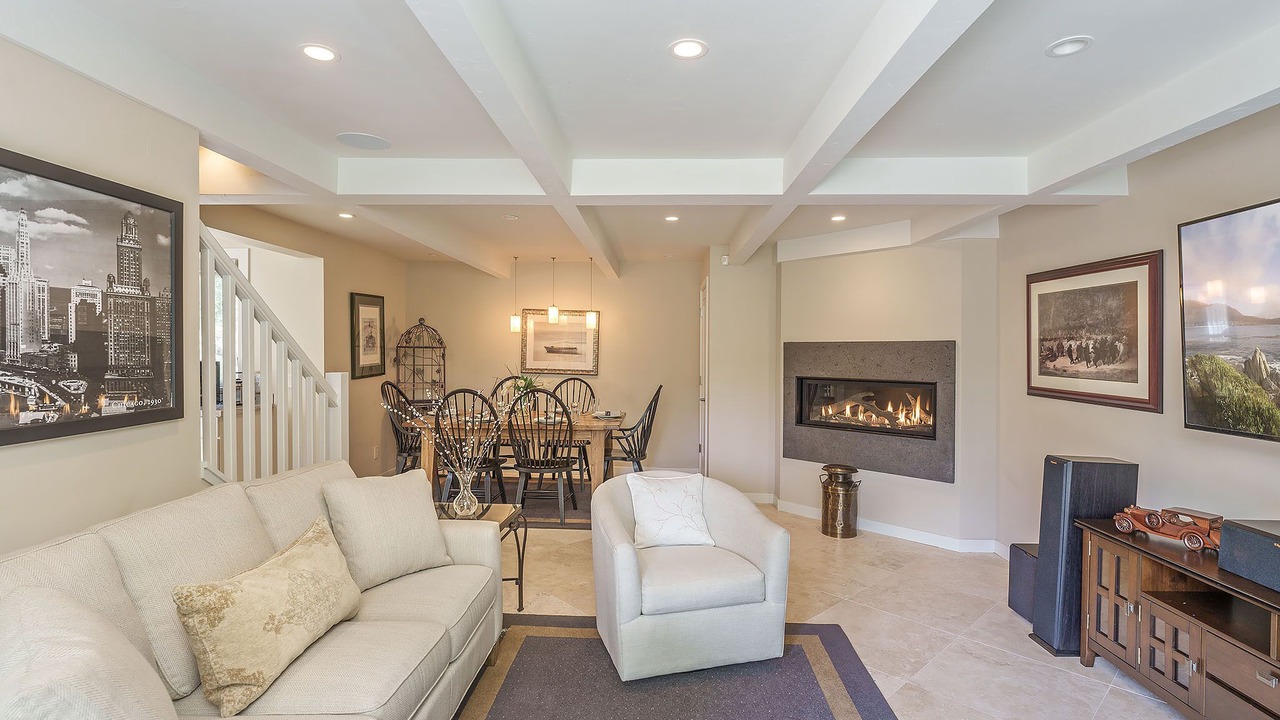 Photo of Livingroom in Del Monte Forest