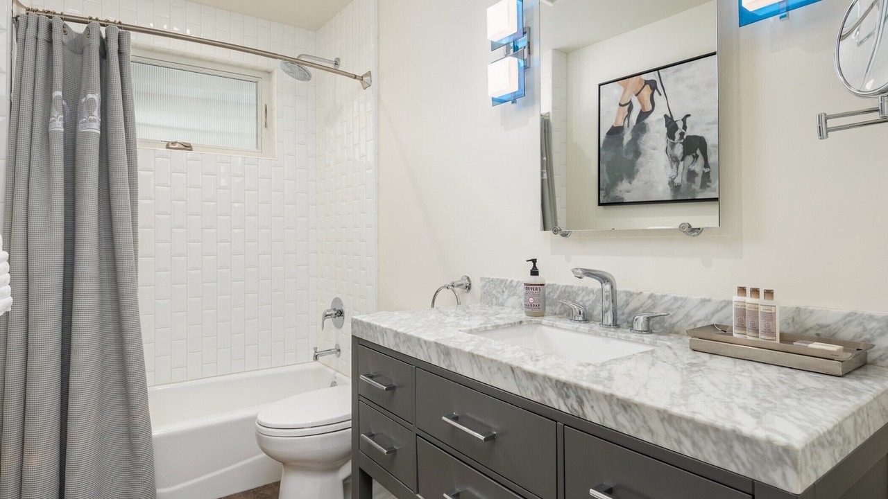 Photo of Bathroom in Coronado