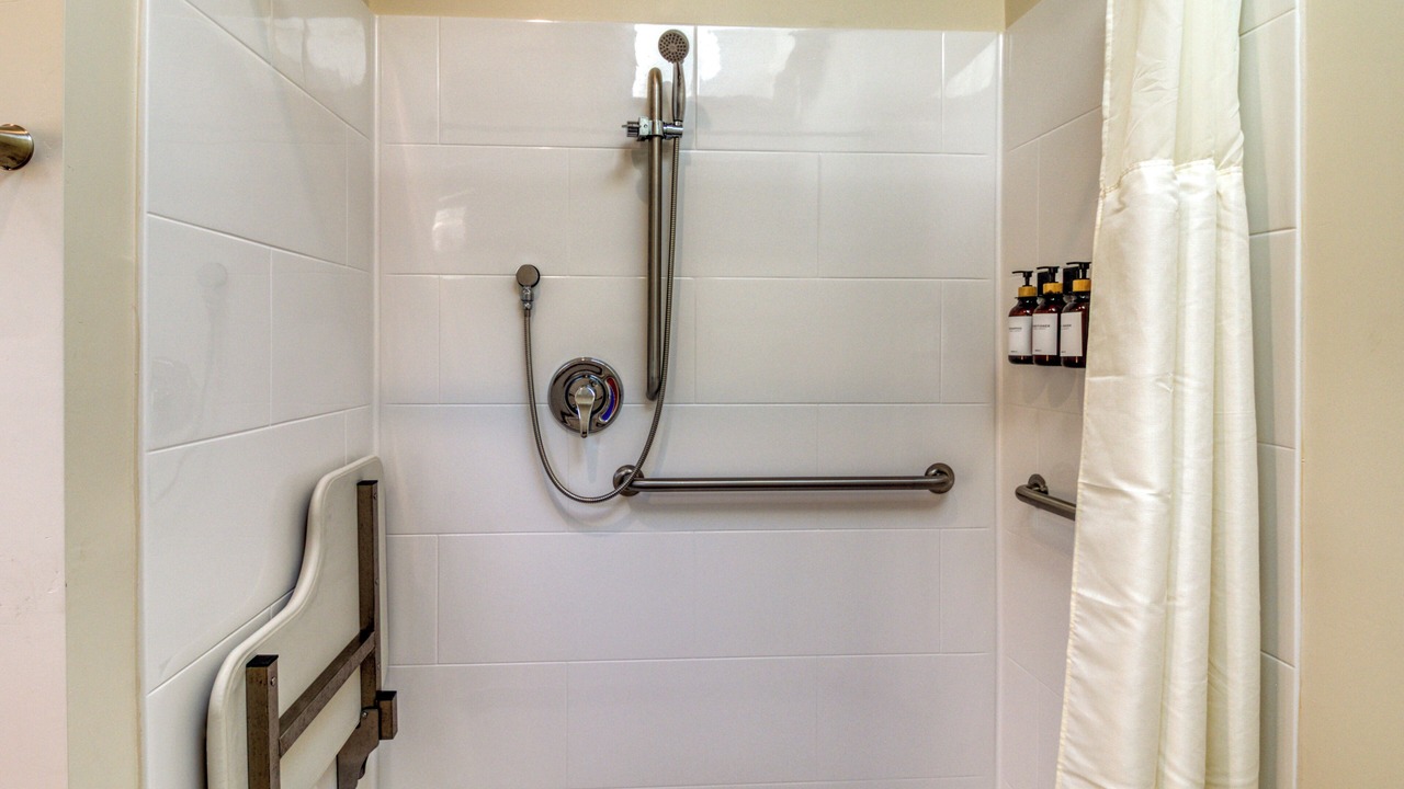 Photo of Bathroom in Crooked River Ranch